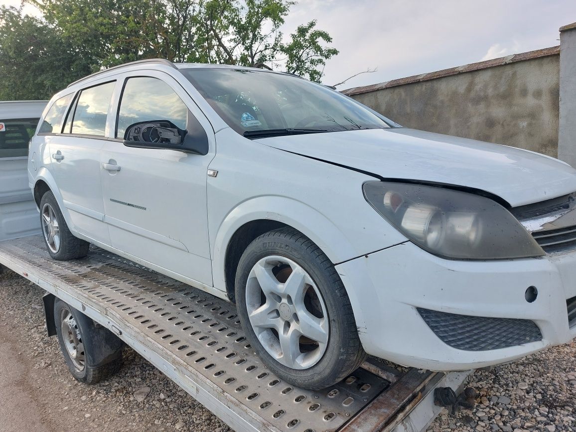 Опел астра н на части 1.9 цдти Opel astra H na casti