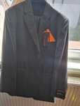 Vand costum nou ptr barbati mar 58