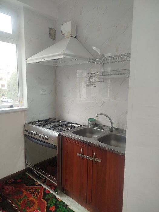 Ijaraga kvartira beriladi Sagdiyana parish olda 4 xona 2 etaj