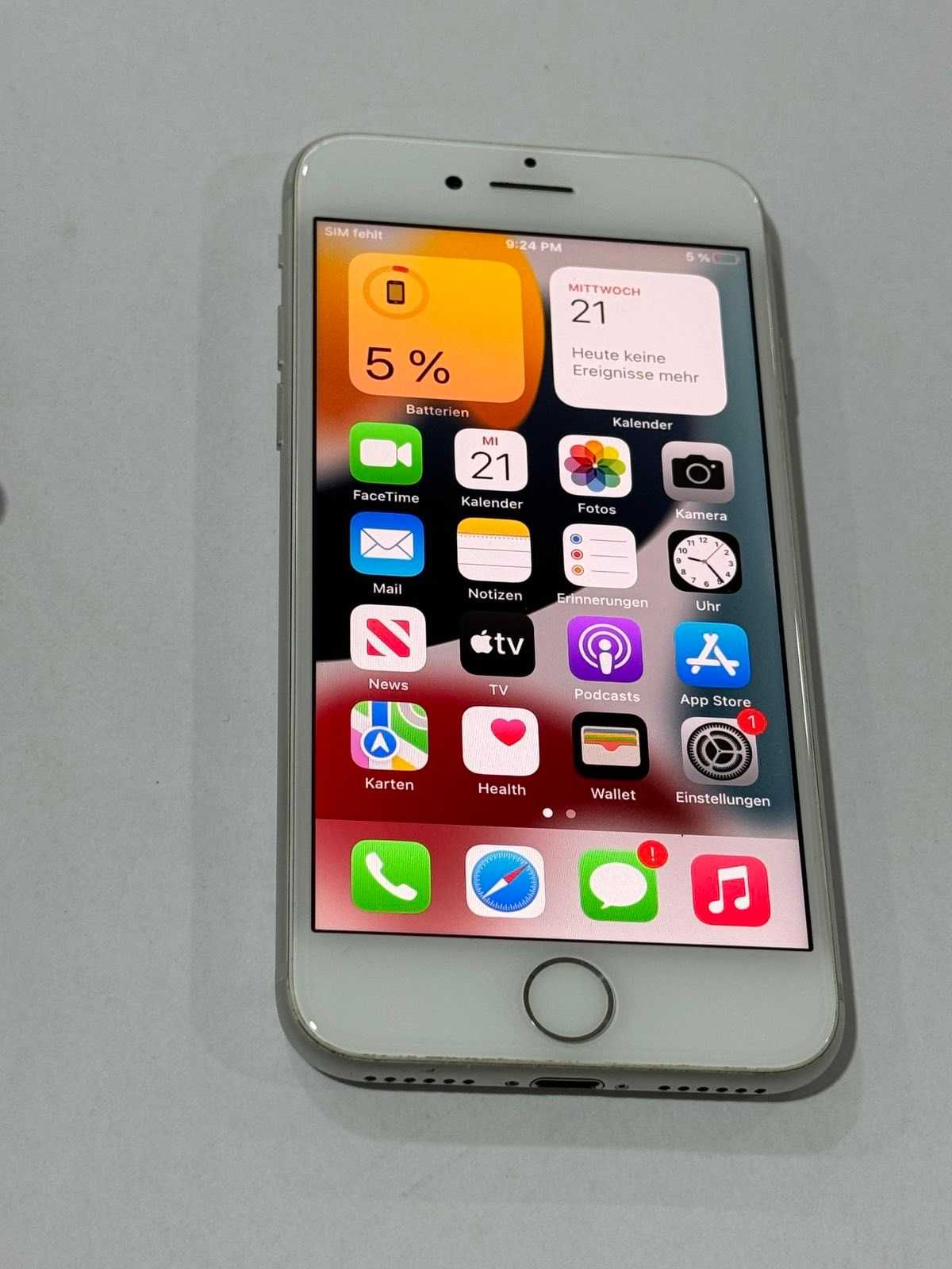 Продавам Iphone 7