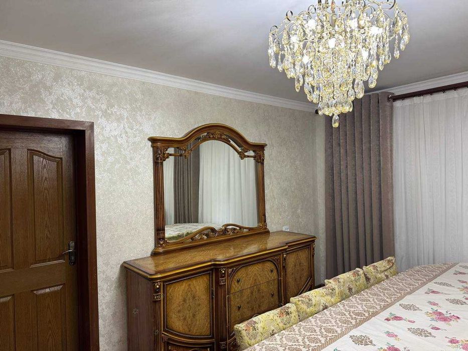 Сдаётся своя 3-комнатная квартира