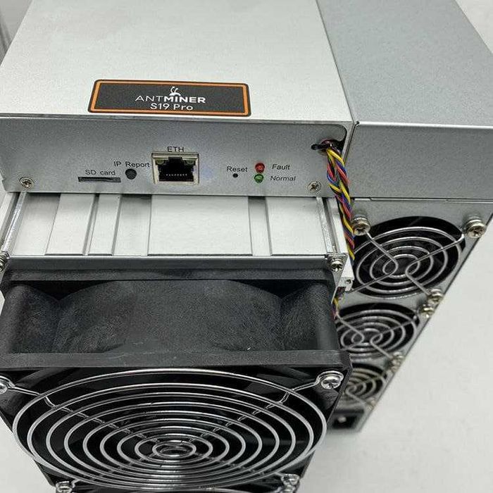 Asic Antminer S19 pro 110T Асик майнер антмайнер С19