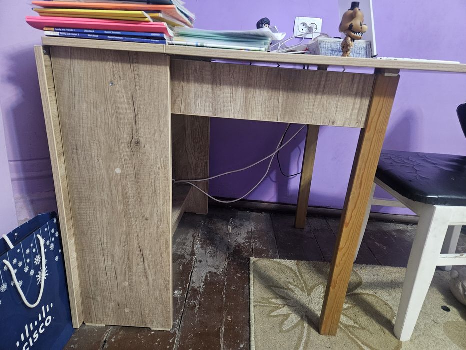 Продаётся стенка и стол