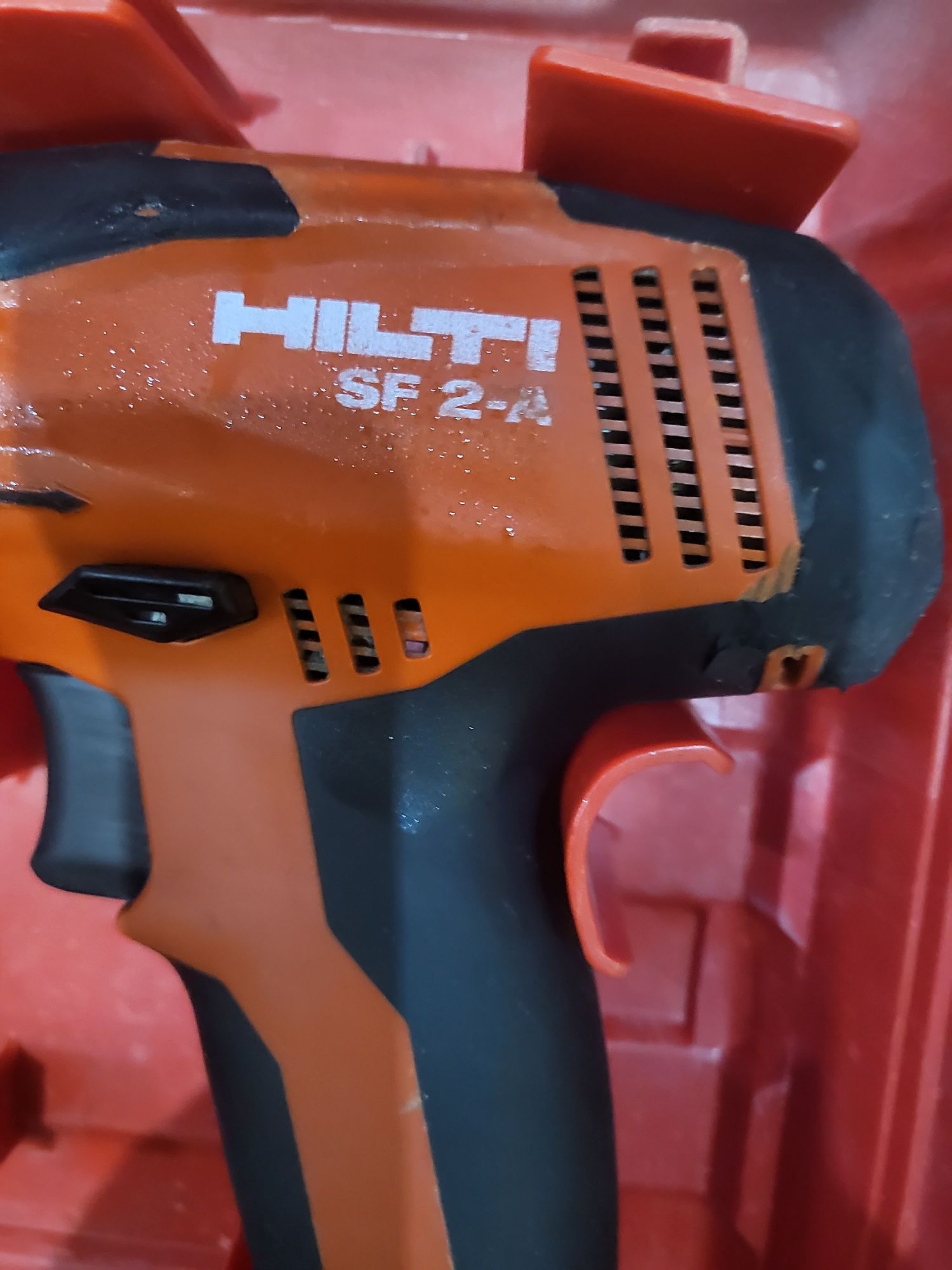 Hilti SF 2-A  пробивна машина