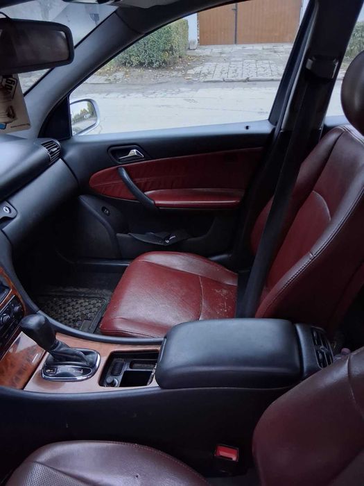 Мерцедес с класа 220