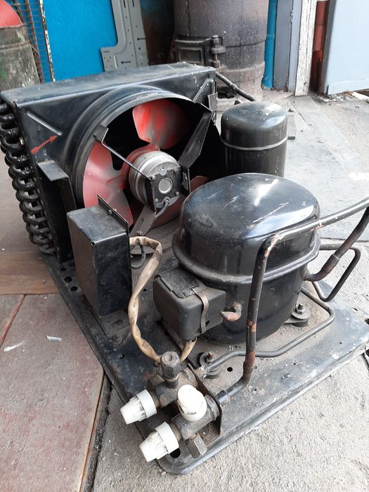 Продам холодильный агрегат ВС 800  1(2) Р12ТN 800