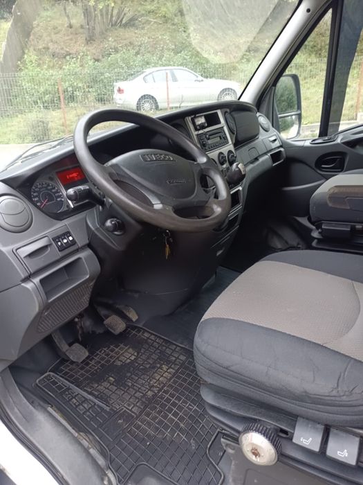 Iveco daily doka 6 locuri si bena basculabila cu klima, carte RAR
