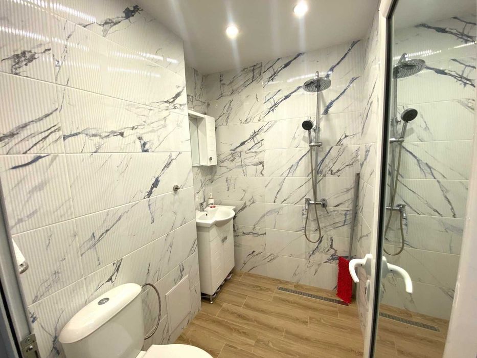 Продава се Тристаен апартамент в София, Връбница 1 - 60 кв.м за 2834 €/кв.м - Снимка #1