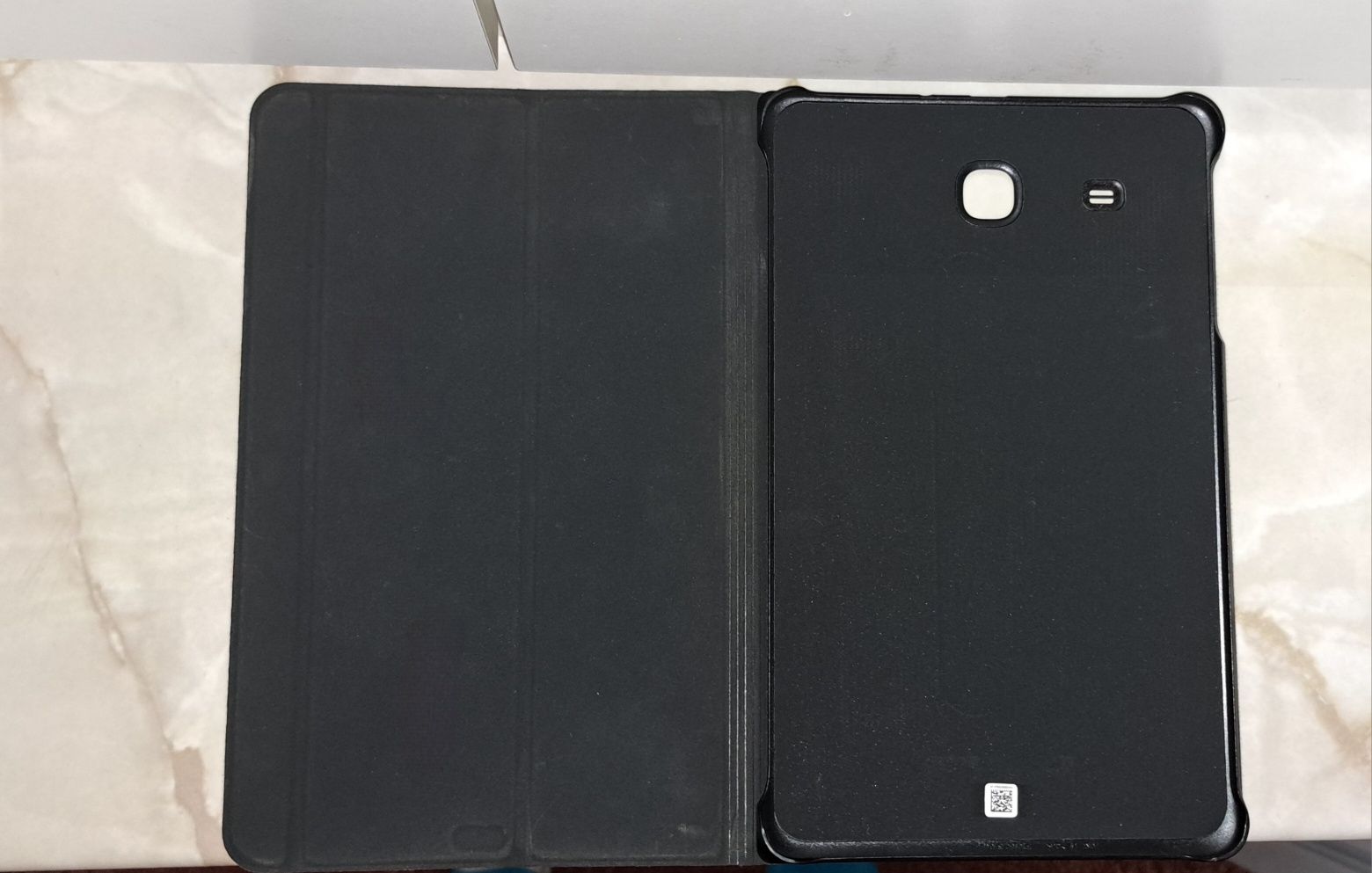 Tableta Galaxy Tab E + Husa