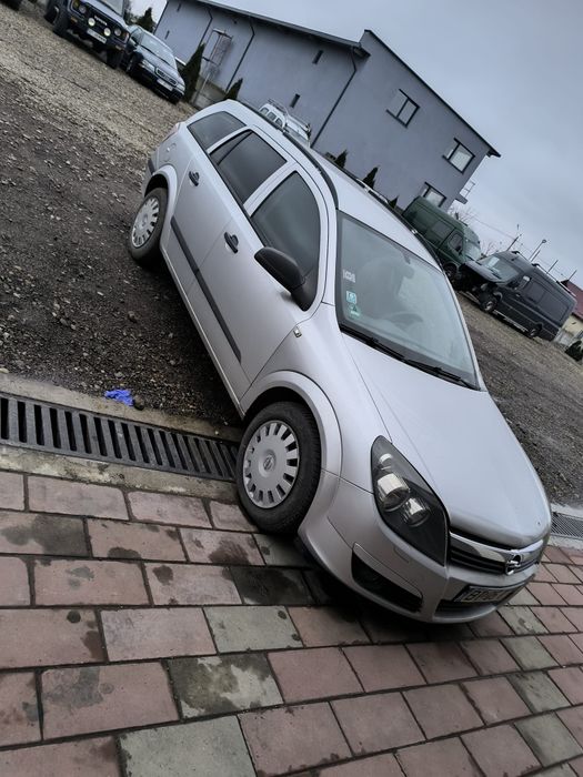 Vând Opel astra h