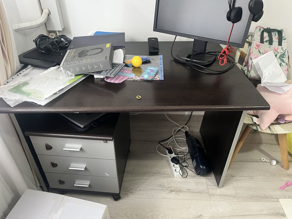 Birou și rollbox