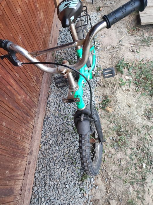 Vând bicicletă copii model DHS