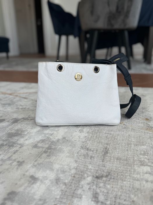 Дамска чанта  Tommy Hilfiger