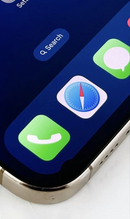 Apple iPhone 16 Pro Max 512GB Desert 93% Батерия! Отличен!