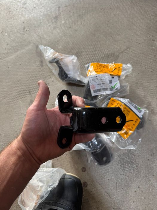 Навесы дверей петли капота Toyota Prado 120 Lexus gx470