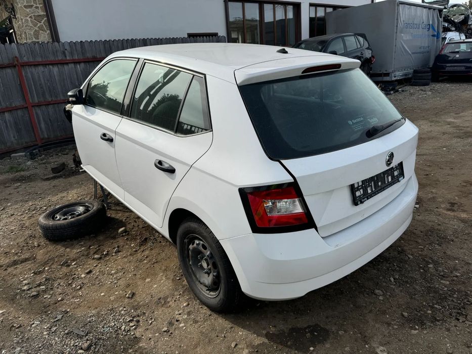 Dezmembram Skoda Fabia 3 Hatchback 1.0 CHY
