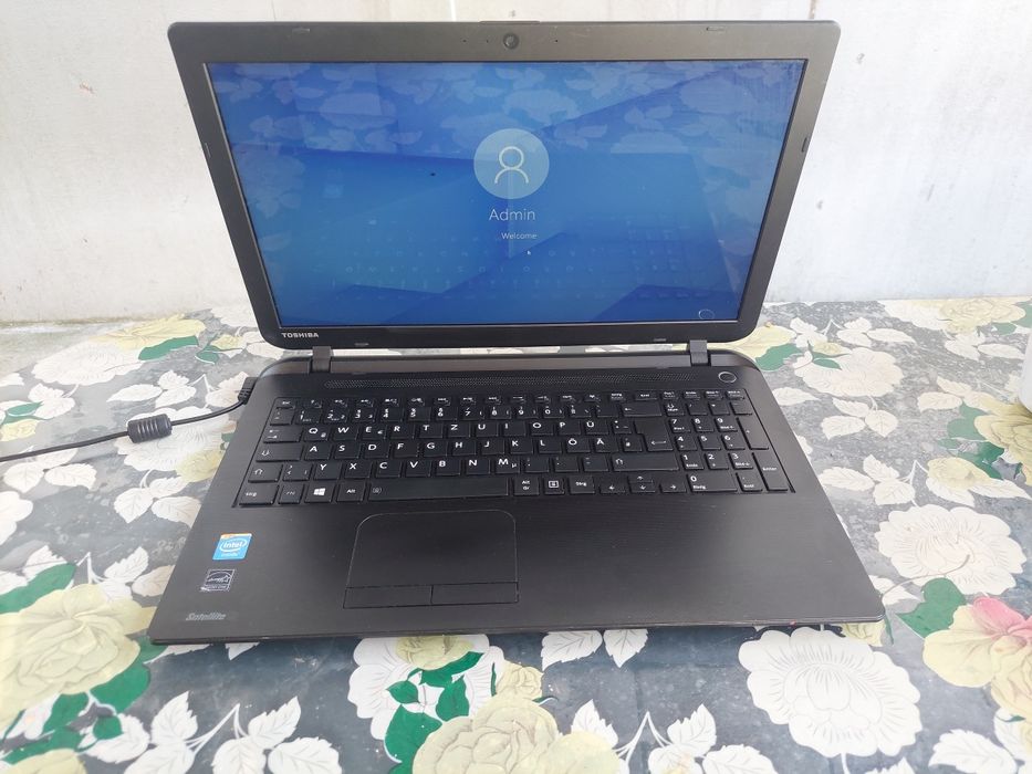 Laptop Toshiba Satelite