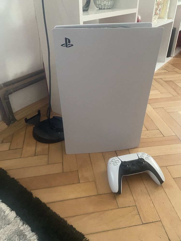 Vând playstation 5