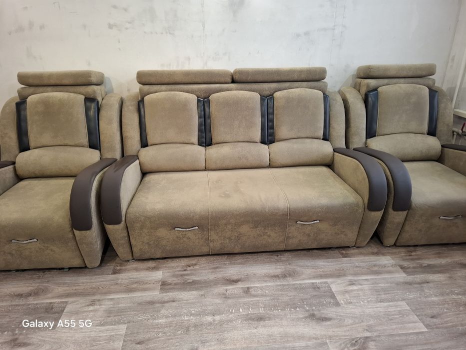 Продам мягкий уголок