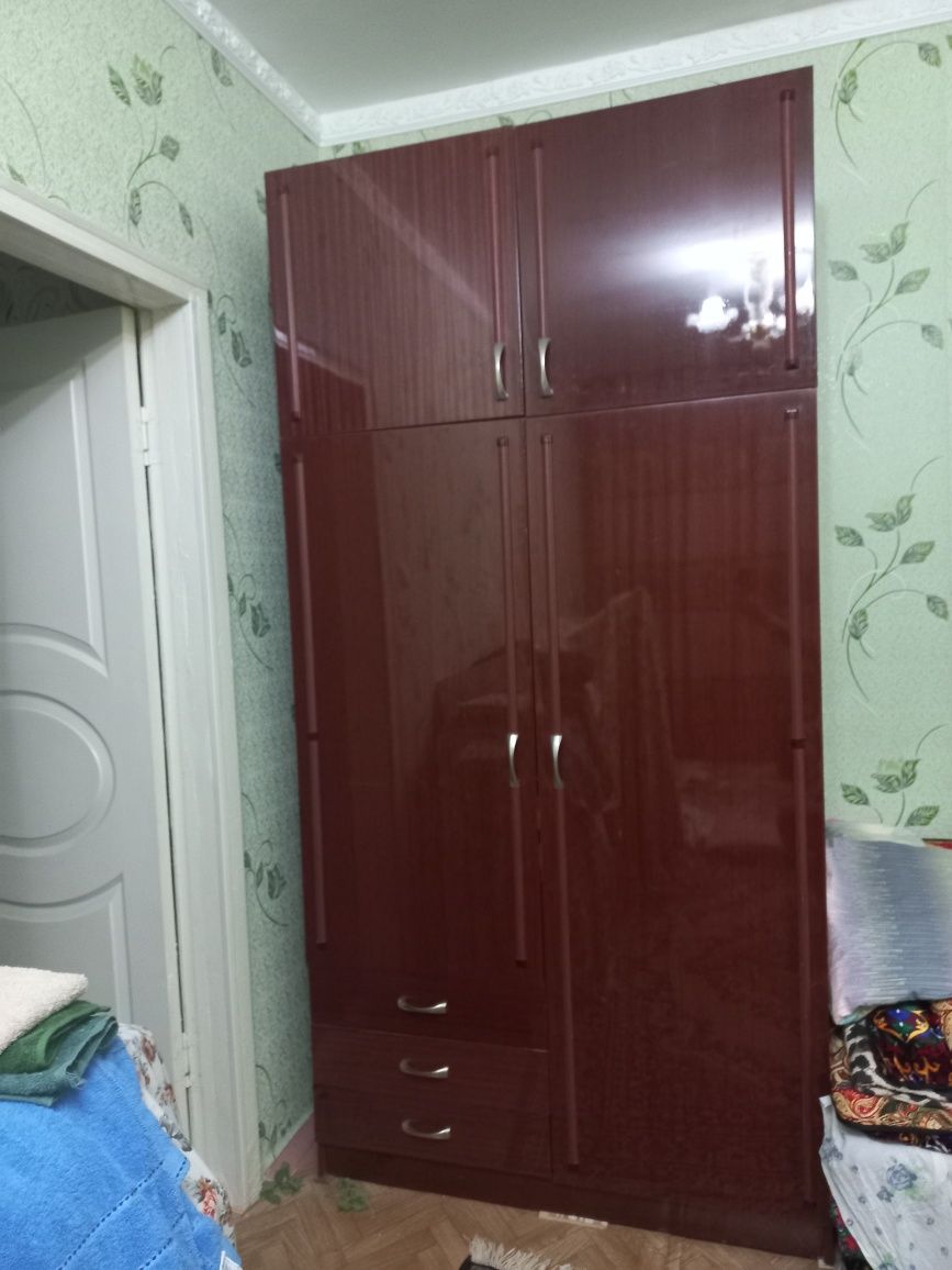 Продаётся шкаф в хорошем состоянии