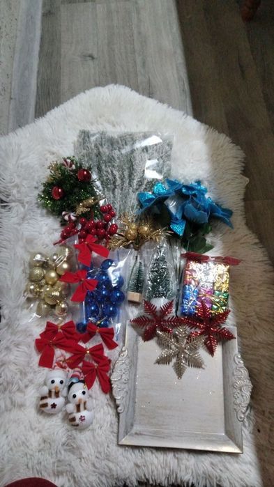 Lot de Arajamente pt crăciun