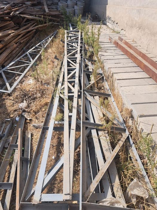 Продаются металлические ферма