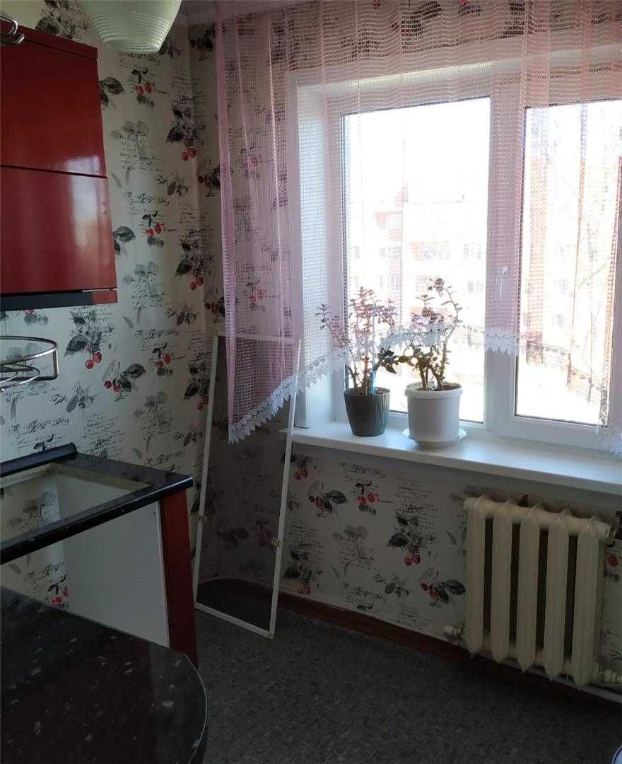 Продам 3-комнатную квартиру 15-микр. Не в залоге!!! Торг!