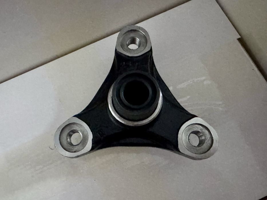 Flansa cardan grup spate BMW F10 F11 Seria 5 520d 520XD 525d 525XD 530