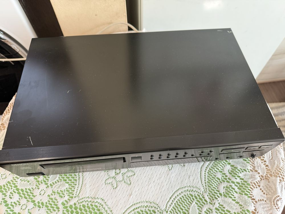 Denon DCD-725 CD player