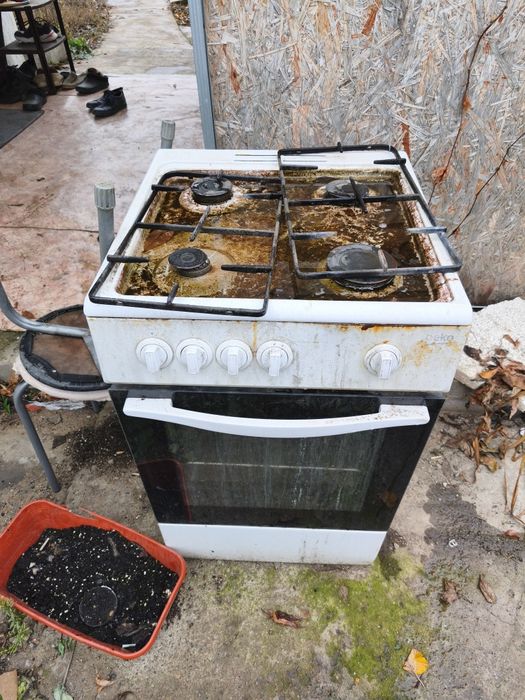 (Самовывоз) Газовая плита на запчасти