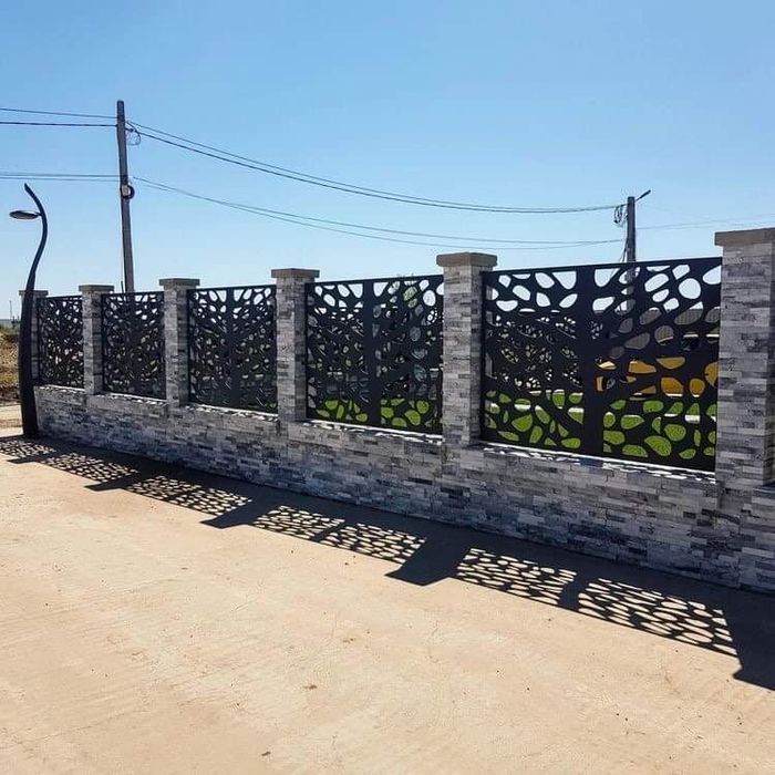 Porti tabla decupată garduri traforate