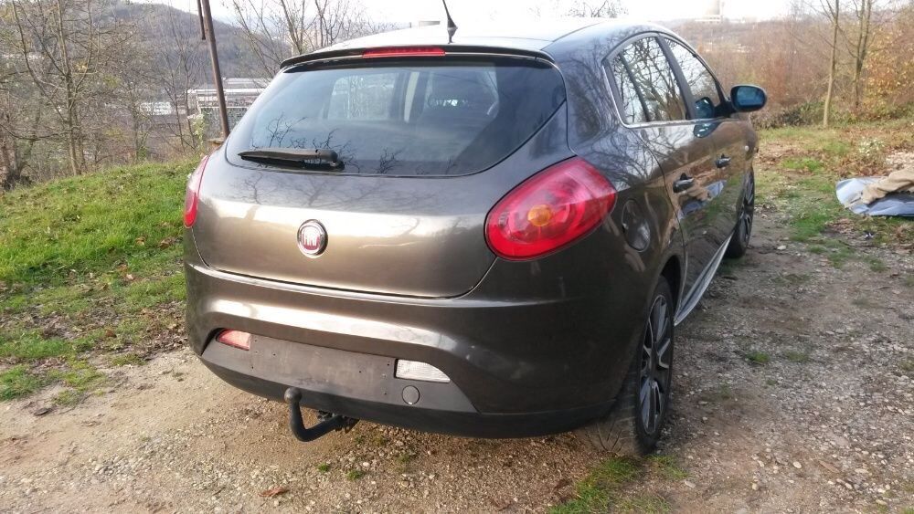 Dezmembrez Fiat Bravo 1.9 Multijet