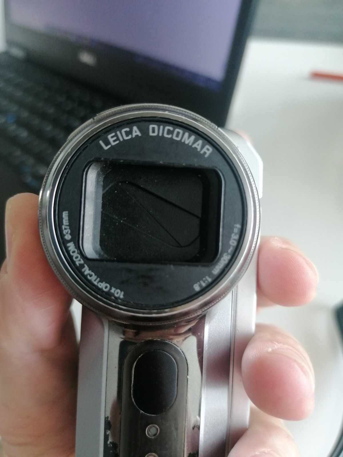 Цифрова камера Panasonic 3CCD SDR-S100