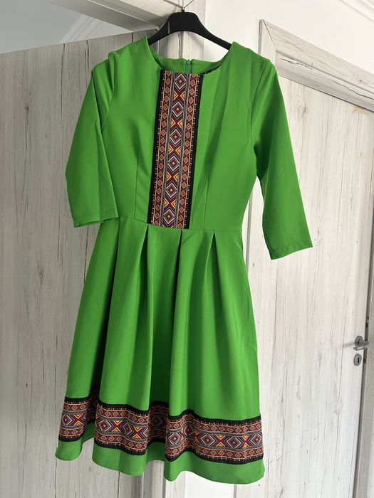 Rochii noi marimea 38, 40 si 44