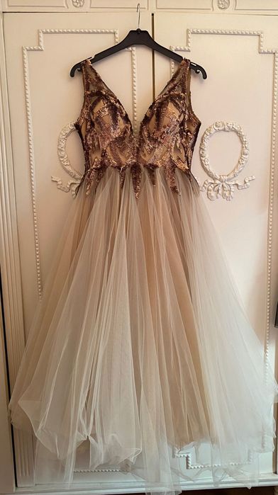 Rochie de gala purtată o data