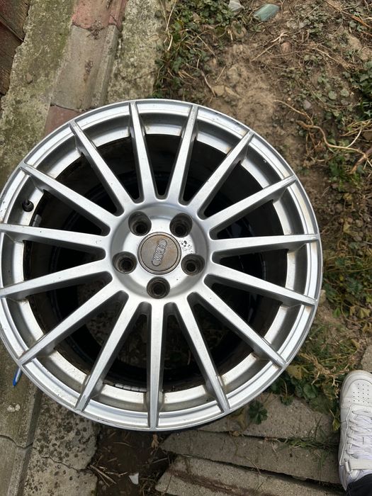 Jante originale Audi r18