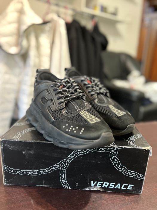 Versace Chain Reaction