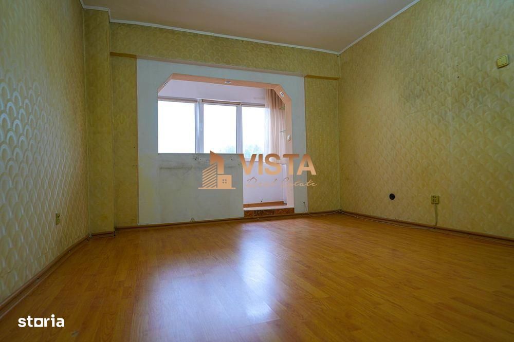 Apartament decomandat cu 2 camere, etaj intermediar, in zona Spitalul