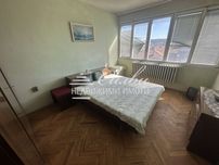 Четиристаен ТУХЛЕН апартамент - кв.Център