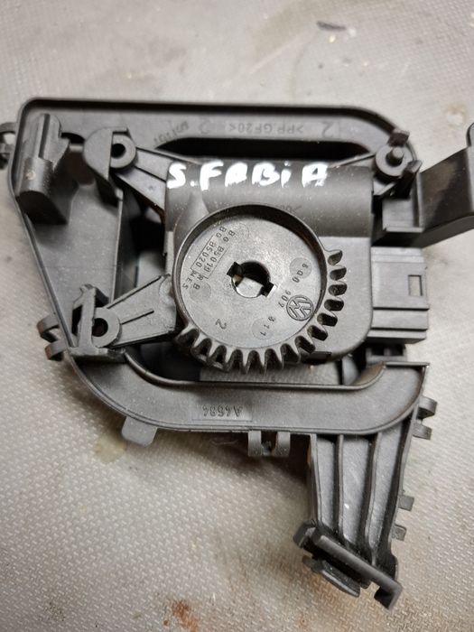 Моторче за клапа парно шкода фабиа
