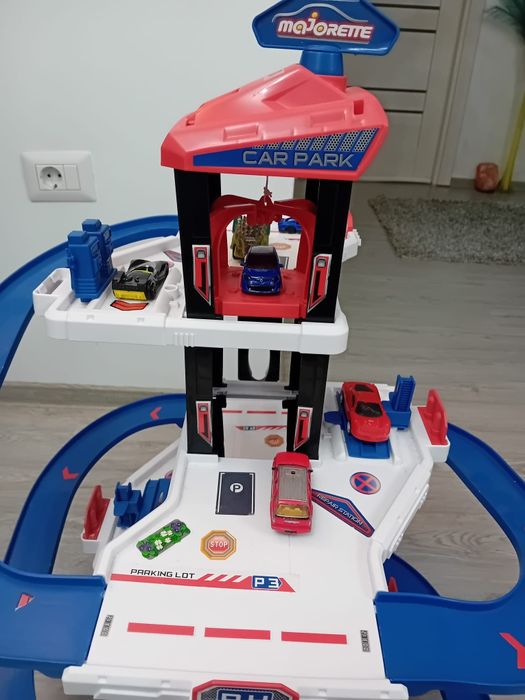 Jucarii circuit de masini