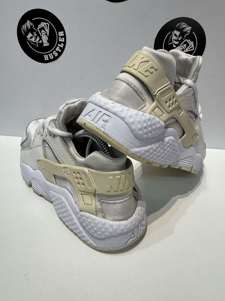 Маратонки NIKE HUARACHE .Номер 40