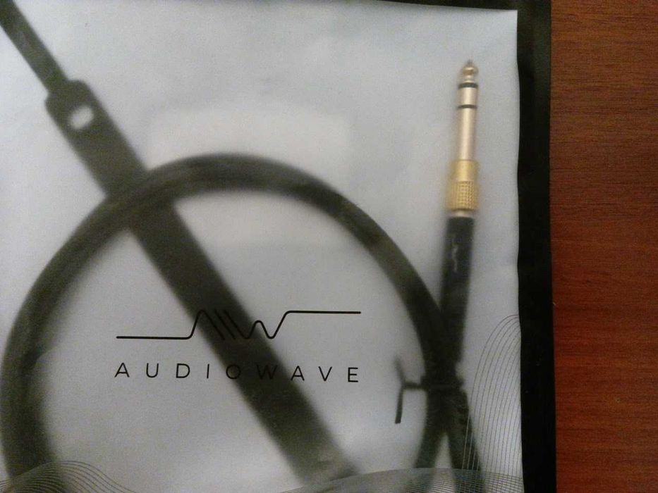 аудиокабель AUX фирмы Audiowave