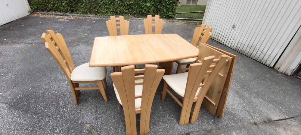Masa lemn masiv extensibila cu scaune