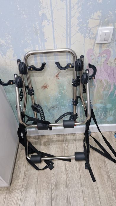 Держатель велика на машине