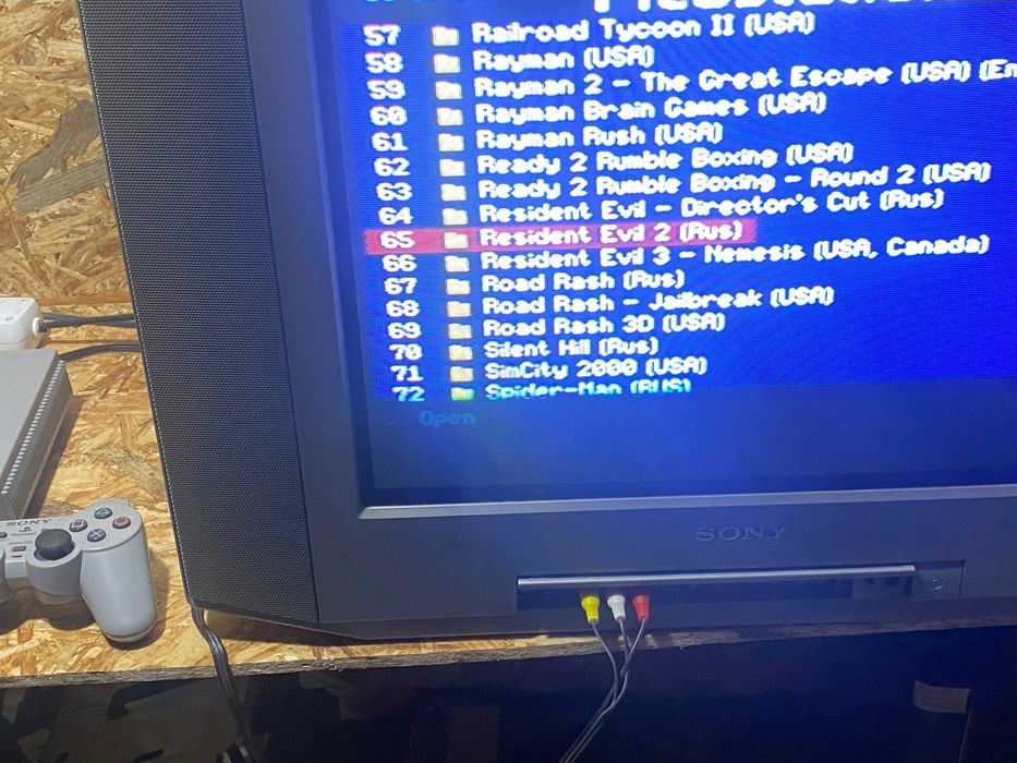 Продам PlayStation 1 с MicroSD