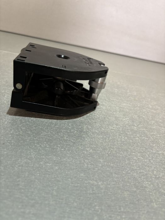 Inclinator dat pante nivela laser Hilti pr