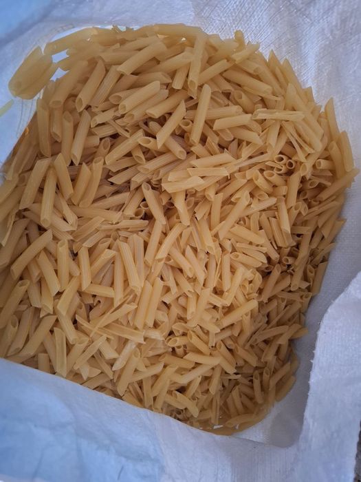 Makaron athoti bor yemga