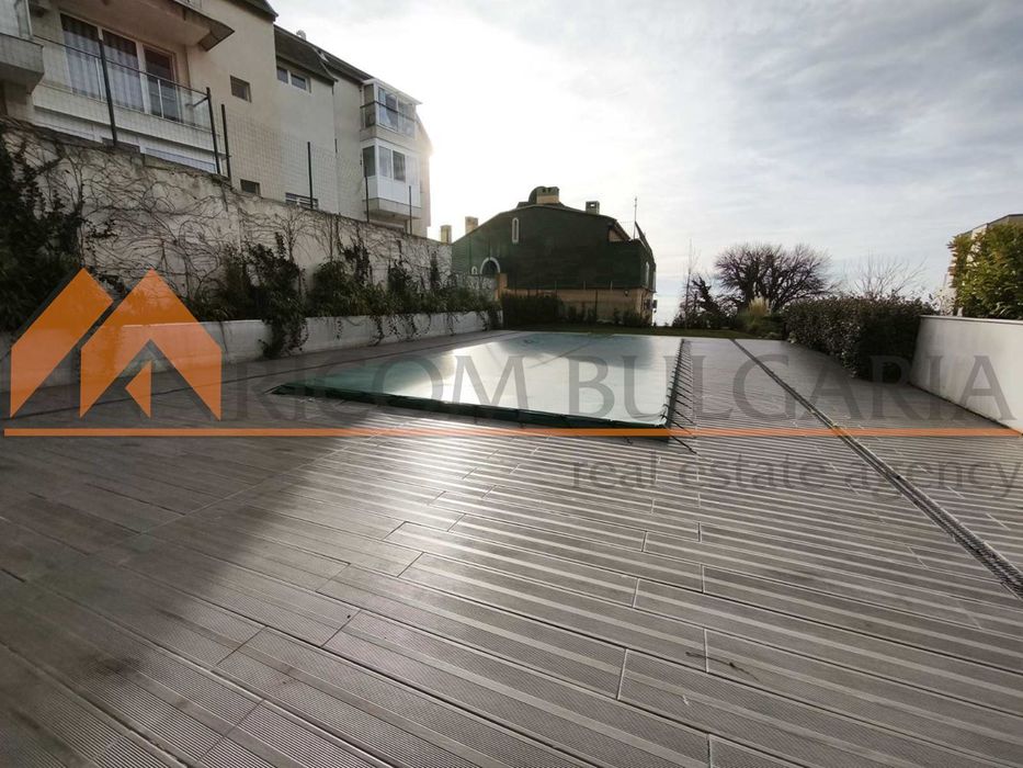 Продава се Четиристаен апартамент в Варна, м-т Траката - 210 кв.м за 1710 €/кв.м - Снимка #9