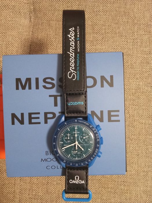Omega x Swatch moonswatch